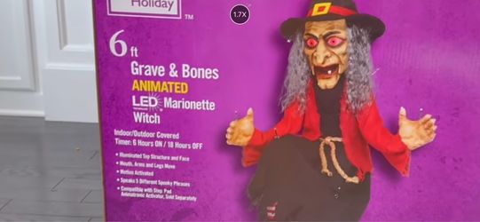 Halloween animatronic, puppet witch