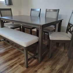 Dining Table Set