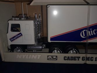 Nylint 18 Wheeler Trucks