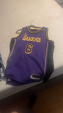 LeBron James Jersey Youth Large