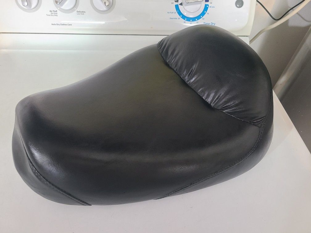 Harley Davidson Solo Seat