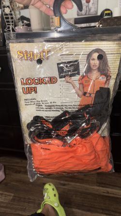 Women prison costume