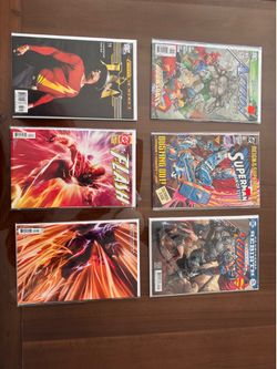 Mixed DC Comic Books - 6 Total