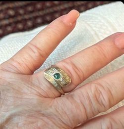 14k solid gold emerald and diamond ring