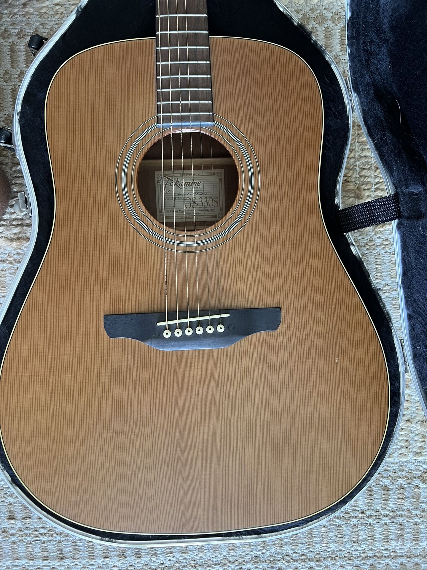 Takamine GS-330S