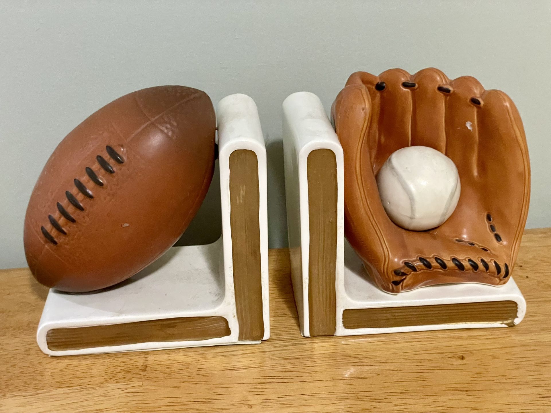 Vintage ceramic football/baseball themed book ends