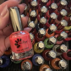 Professional Nail Polishes