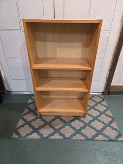 IKEA bookshelf/ Bookcase. 3 Shelves, 