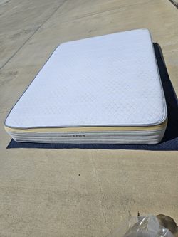 Queen Helix Dawn Mattress 