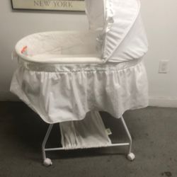 Baby crib