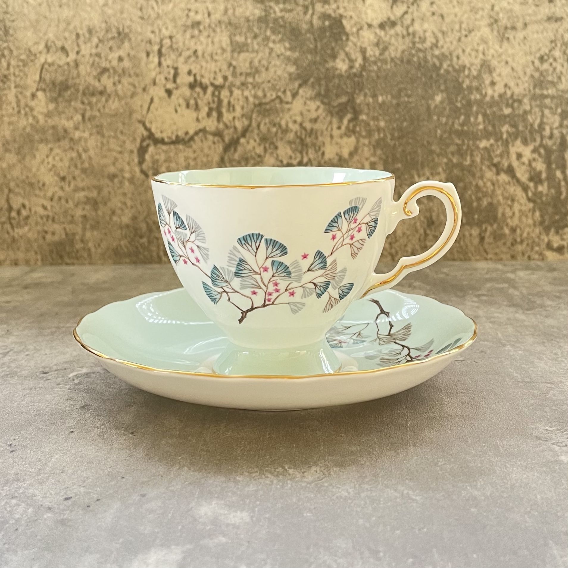Vtg Tuscan Fine Bone China England England Juniper Tea Cup Saucer Set c1950