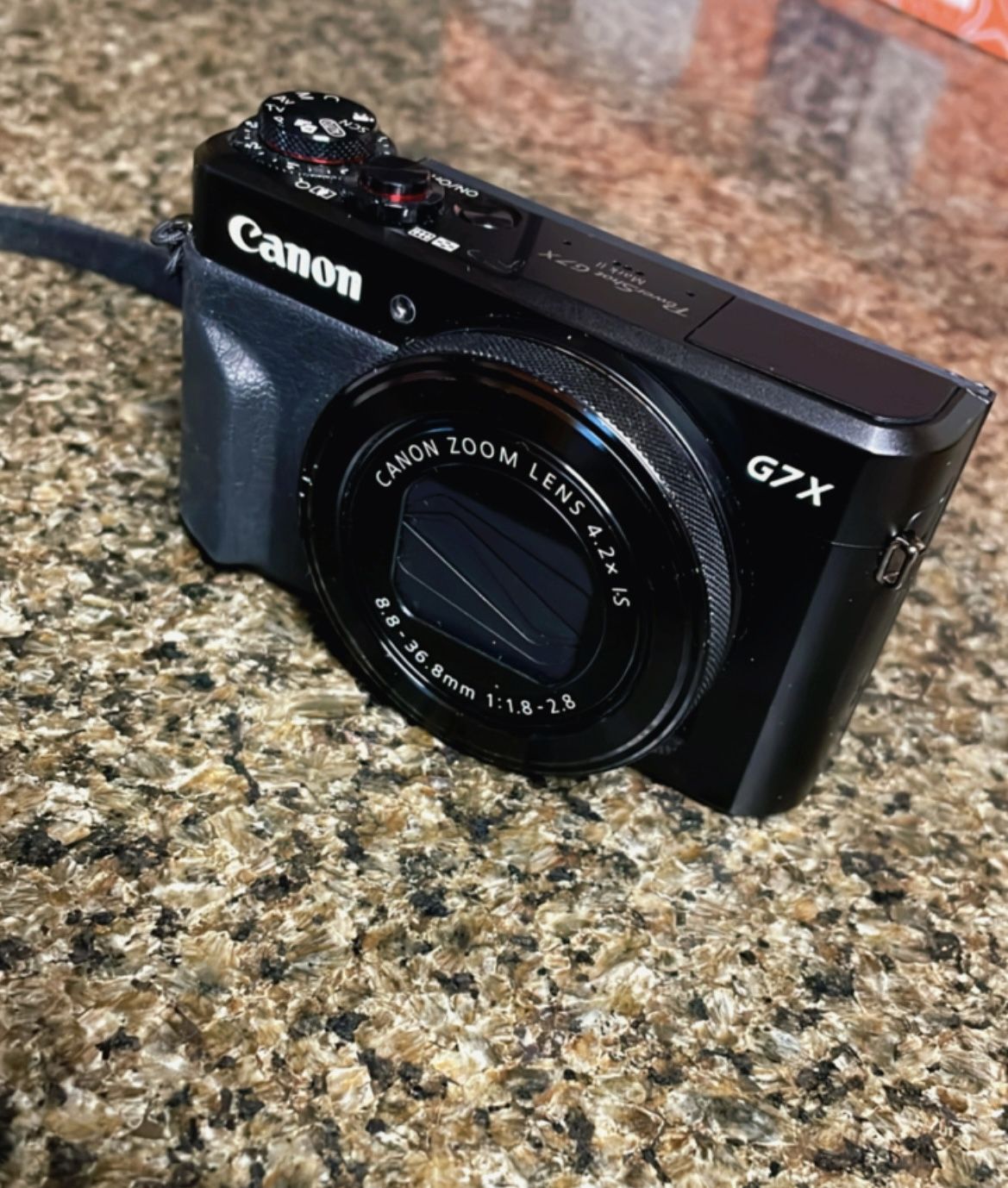 Canon G7X Mark II