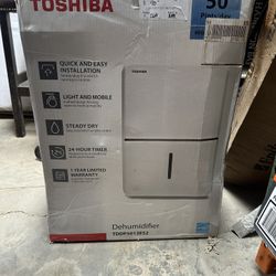 TOSHIBA Dehumidifier / Frigidaire Gallery Dehumidifier (Similar specs) 