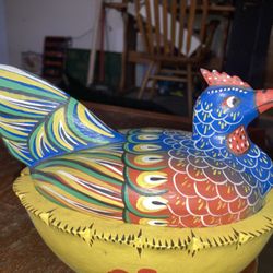 Hard Painted Hand Carved Chinese Pheasant Box 