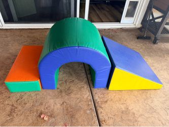 Kids soft play