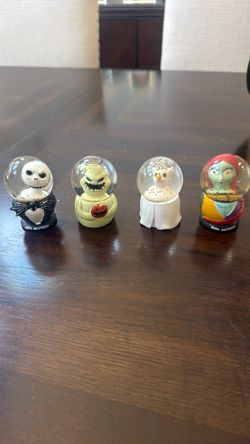 Miniature globes from the nightmare before Christmas
