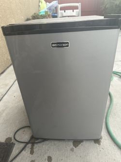 Emerson Mini Fridge 