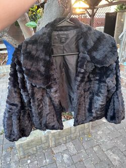 Tacera Black Faux Fur Short Jacket Size M