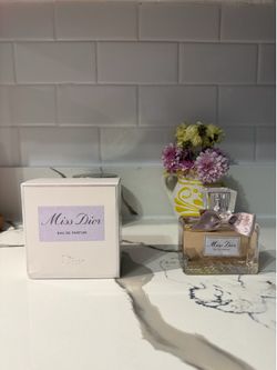Miss Dior perfum 3.4oz (100ml)