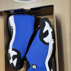 Air Jordan 14 Retro ‘Laney’ 