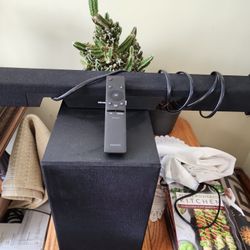 Samsung Soundbar And Woofer With Remote 