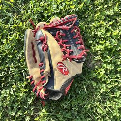 Rawlings Baseball Glove