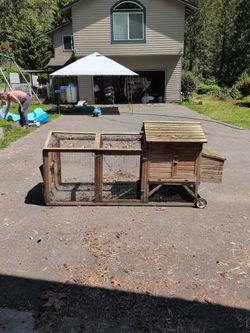 Chicken/bunny coop mobile