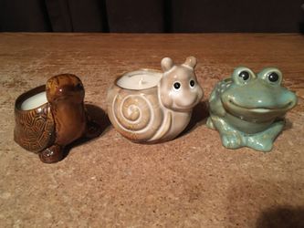 Lot of three vintage animal candles frog snail turtle about 3 in by 2.25 in by 2 inch