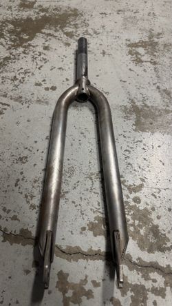 chrome sanded throne forks