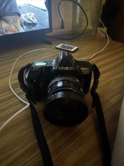 VTG Minolta Maxxum Camera 