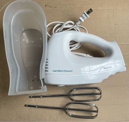 Hamilton Beach 6 Speed Electric Hand Mixer, Storage, 2 beaters Included. Tested