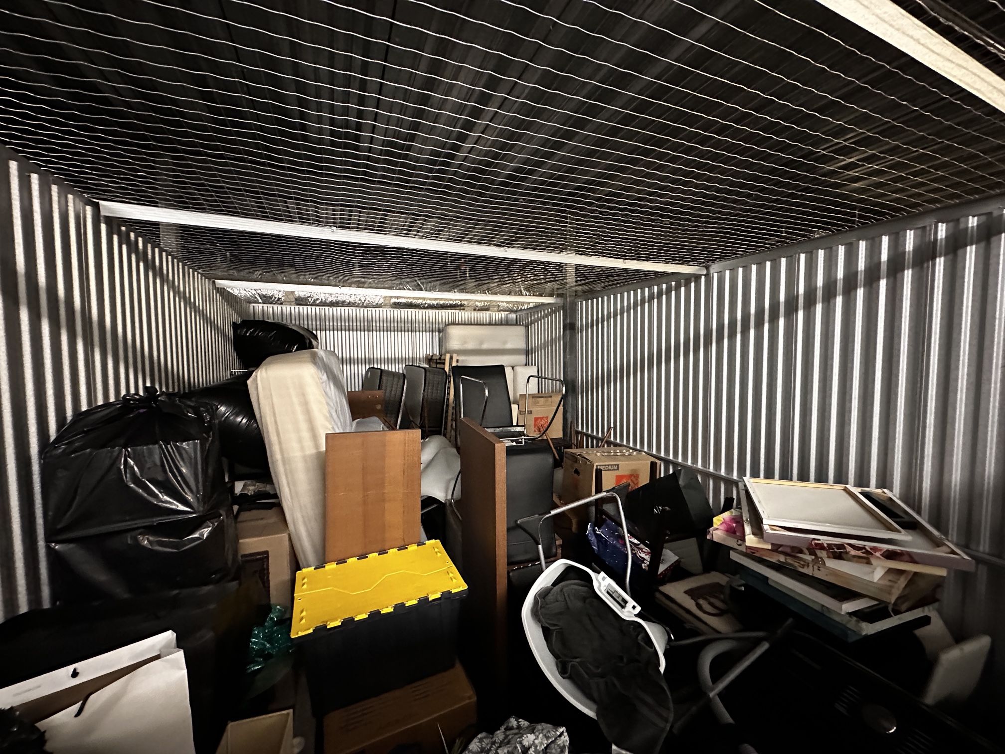 Storage Unit Clear Out Sale(Everything Must Go!) for Sale in Orlando