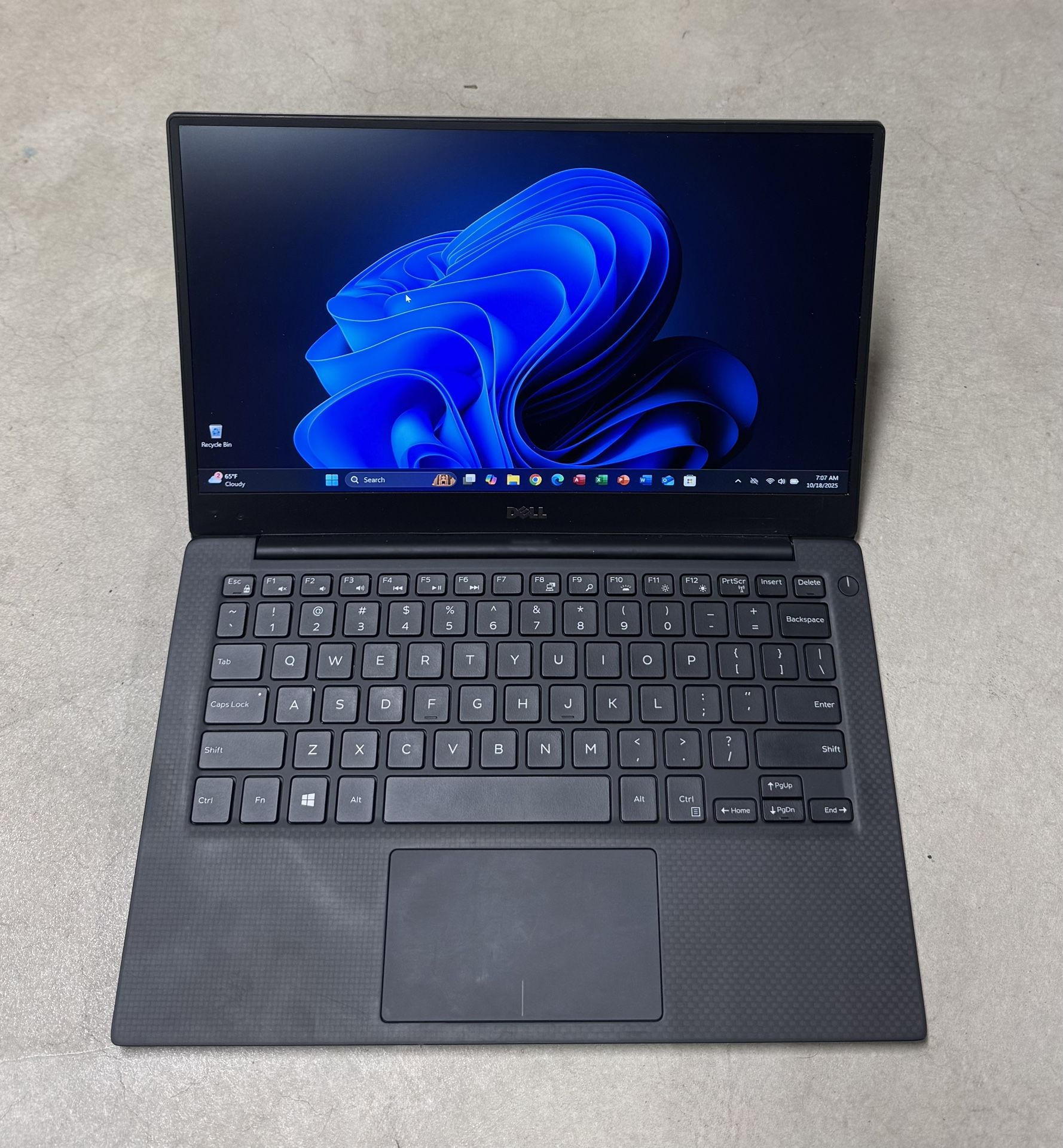 Dell XPS (Windows 11)