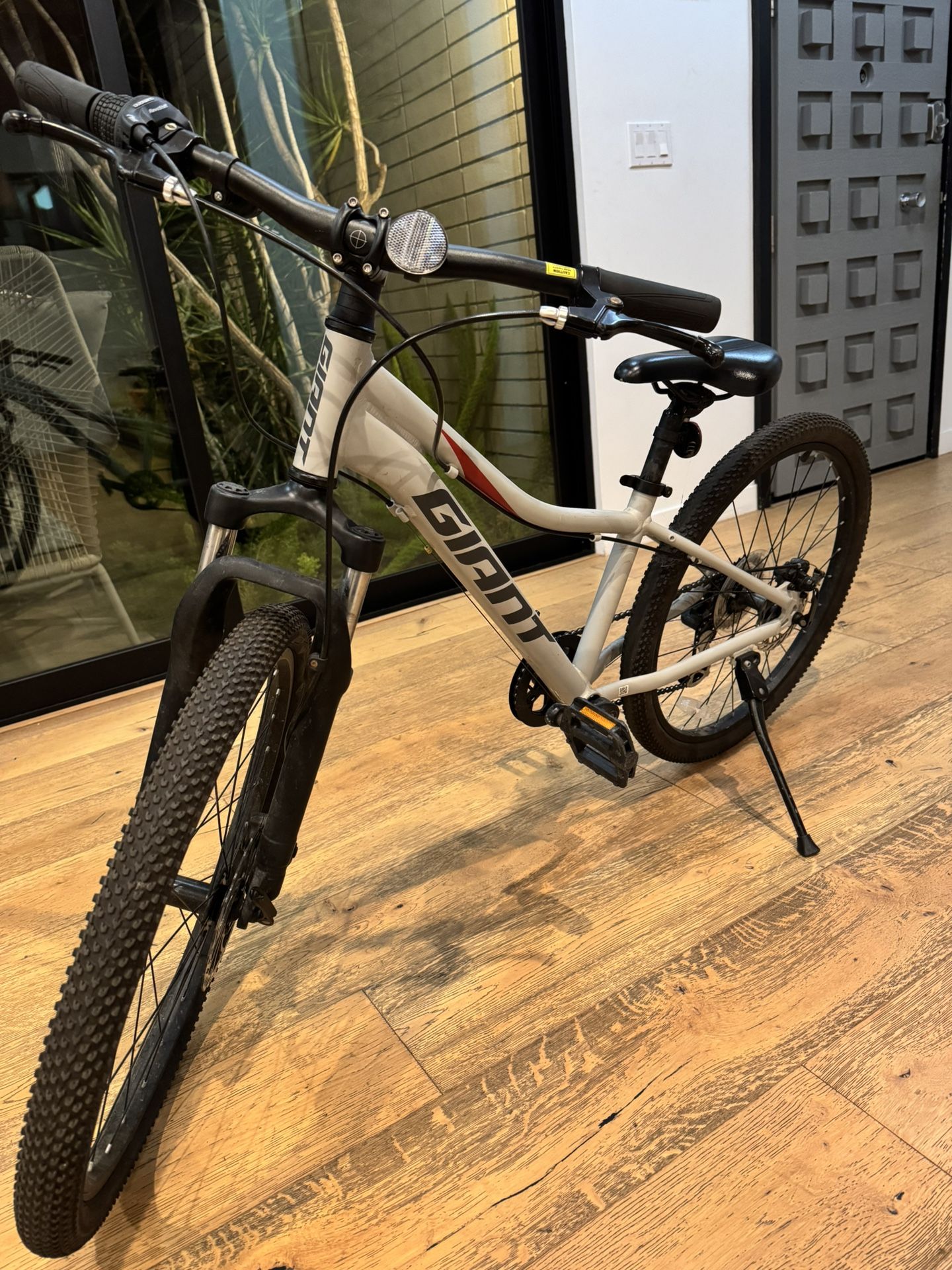 Kids Mountain Bike - Giant XTC 24”