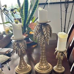 Set Of 3 Iron Candle Holders With Candles