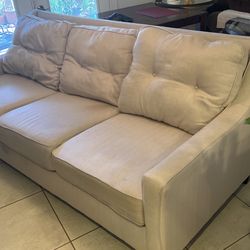 Bunch Of Furniture For Sale 