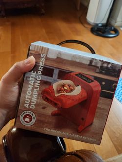 automatic dumpling press