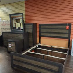 New Queen Bed Frame Dresser Mirror Nightstand