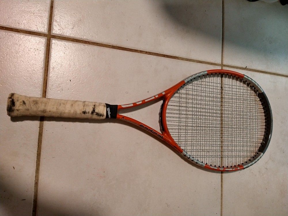 Red Wilson Head Liquid Metal Radical L4 Tennis Racket