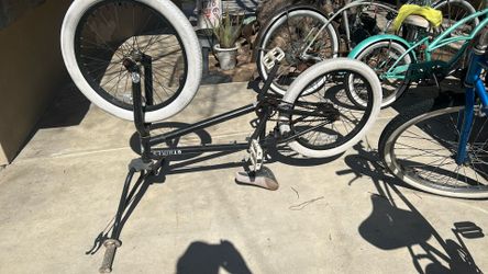 20” Gt Bmx Bike(popped Front Tire)