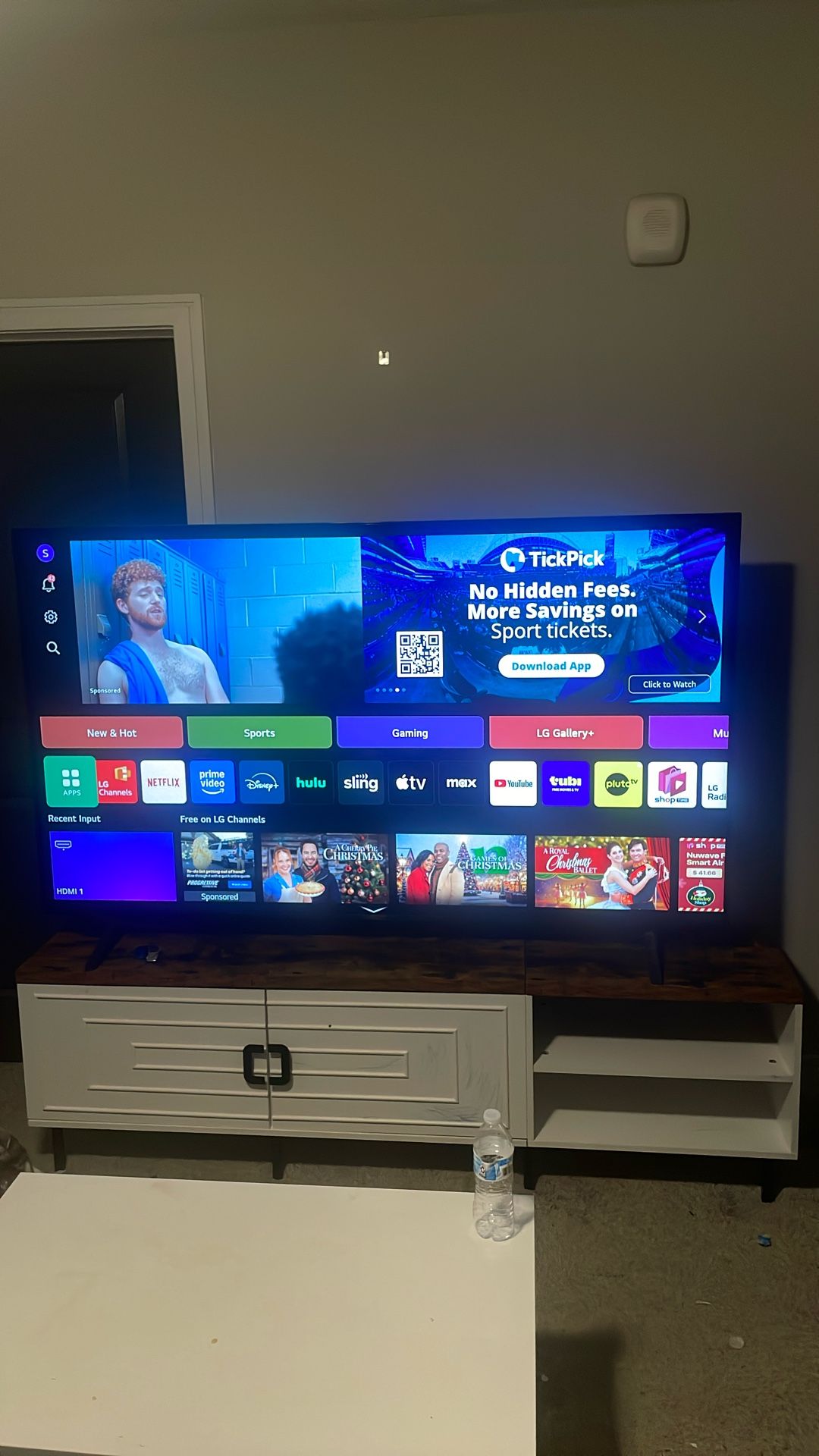 LG UHD AI 75 Inch tv