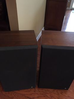 Mitsubishi speakers