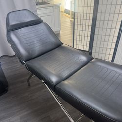 Salon Bed