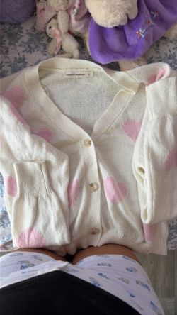 Sweater with hearts <3