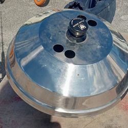 Magma BBQ SS LIKE NEW 