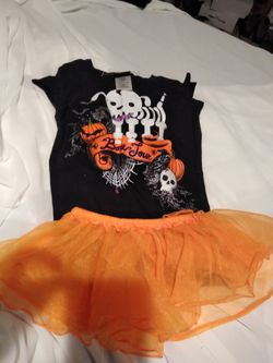Little girl costume size 2/4