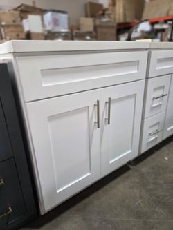 30" white saker bathroom Vanity