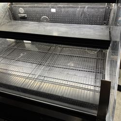 Display Cooler Merchandiser - Kysor Warren
