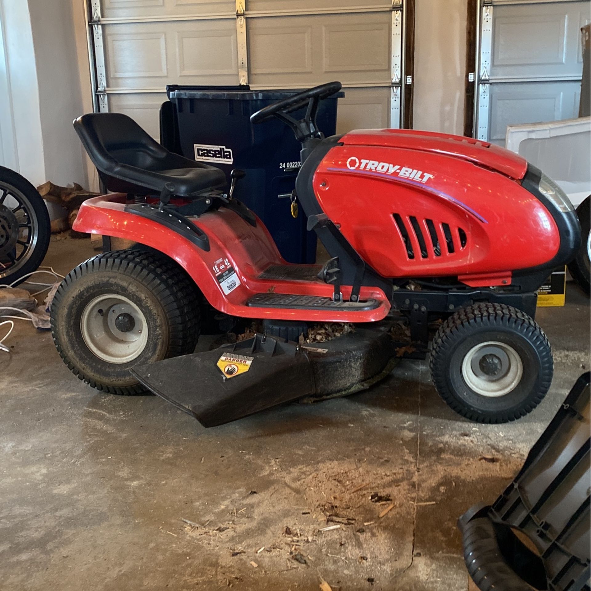 Troy Bilt Bronco 42” Tractor