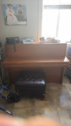 Yamaha Piano